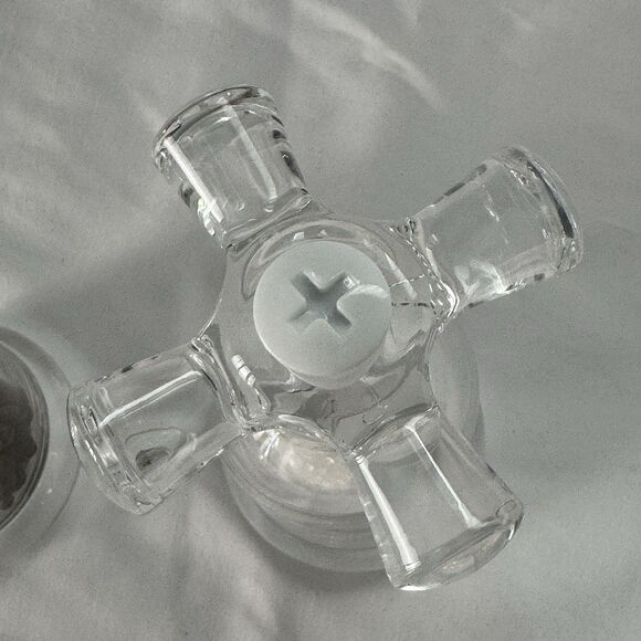 Cole & Mason Tap Salt and Pepper Mill Set Salt And Pepper Shaker Faucet Tap Top - Picture 8 of 8